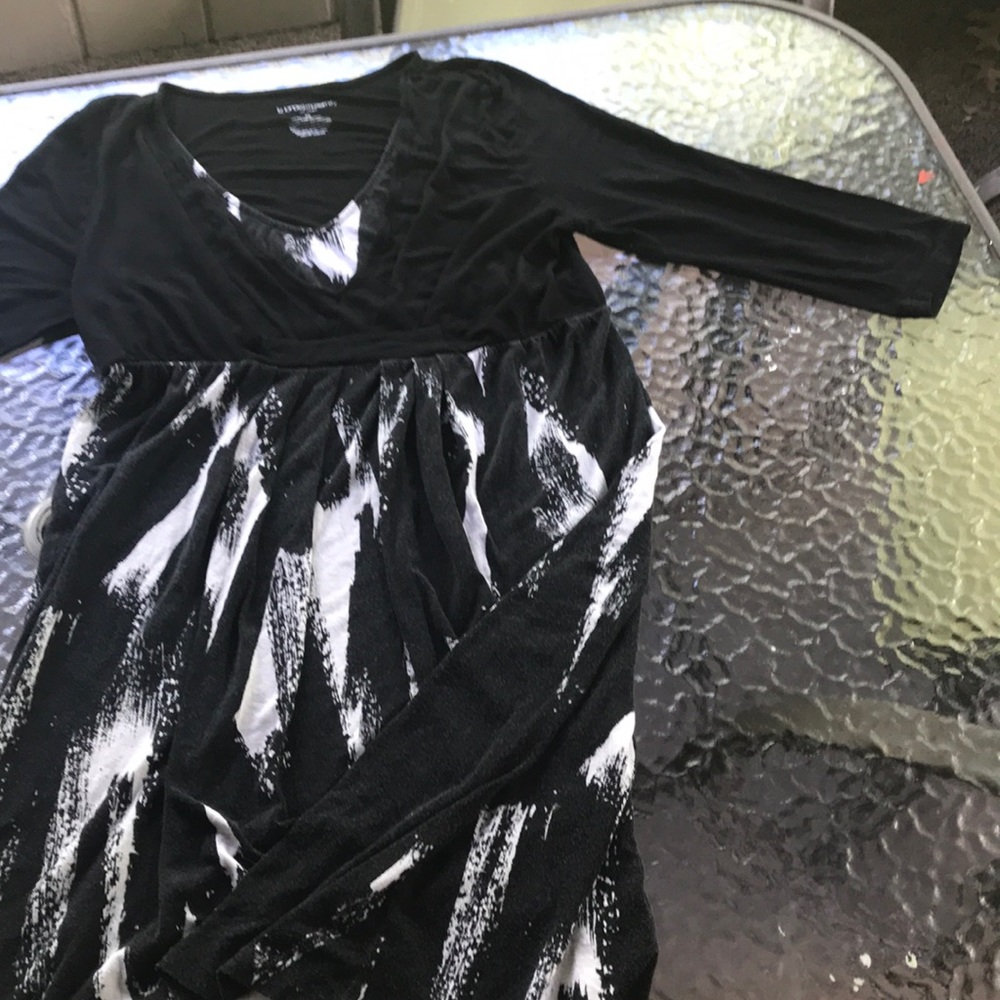 3/4 sleeve maternity dress